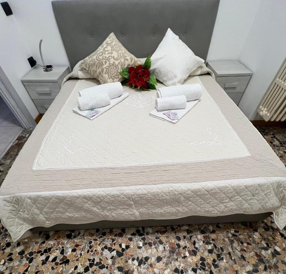 Casa Vacanza Elena Βερόνα Εξωτερικό φωτογραφία