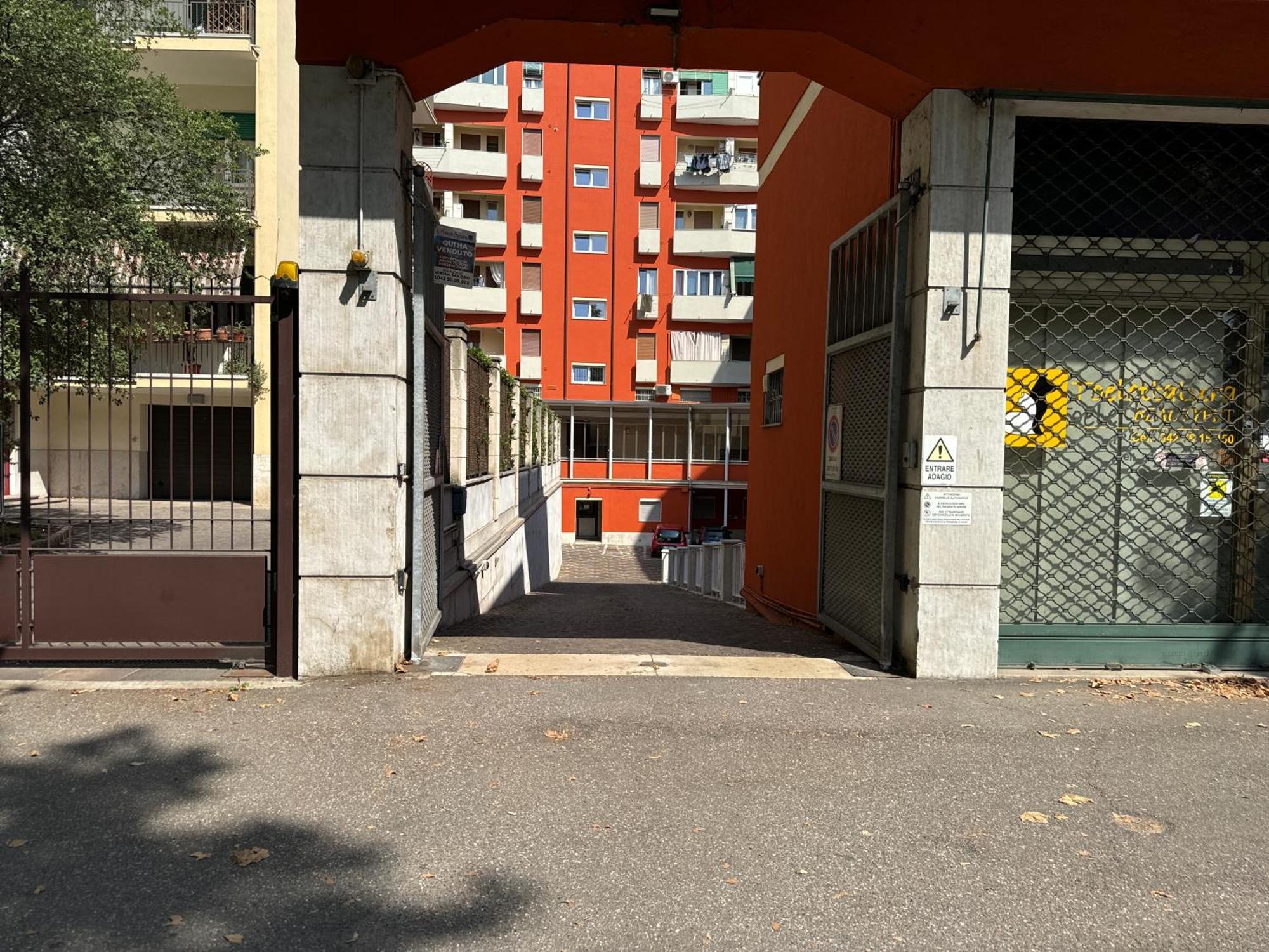 Casa Vacanza Elena Βερόνα Εξωτερικό φωτογραφία